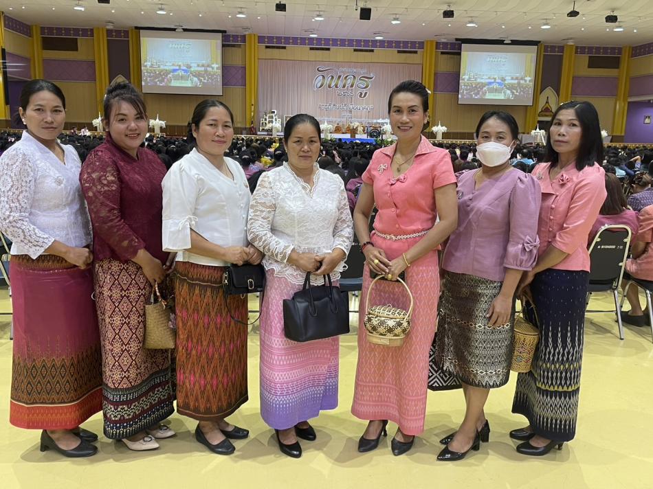 กองการศึกษา เทศบาลตำบลสำโรง ร่วมงานวันครู ประจำปี 2566  ณ มหาวิทยาลัยอุบลราชธานี