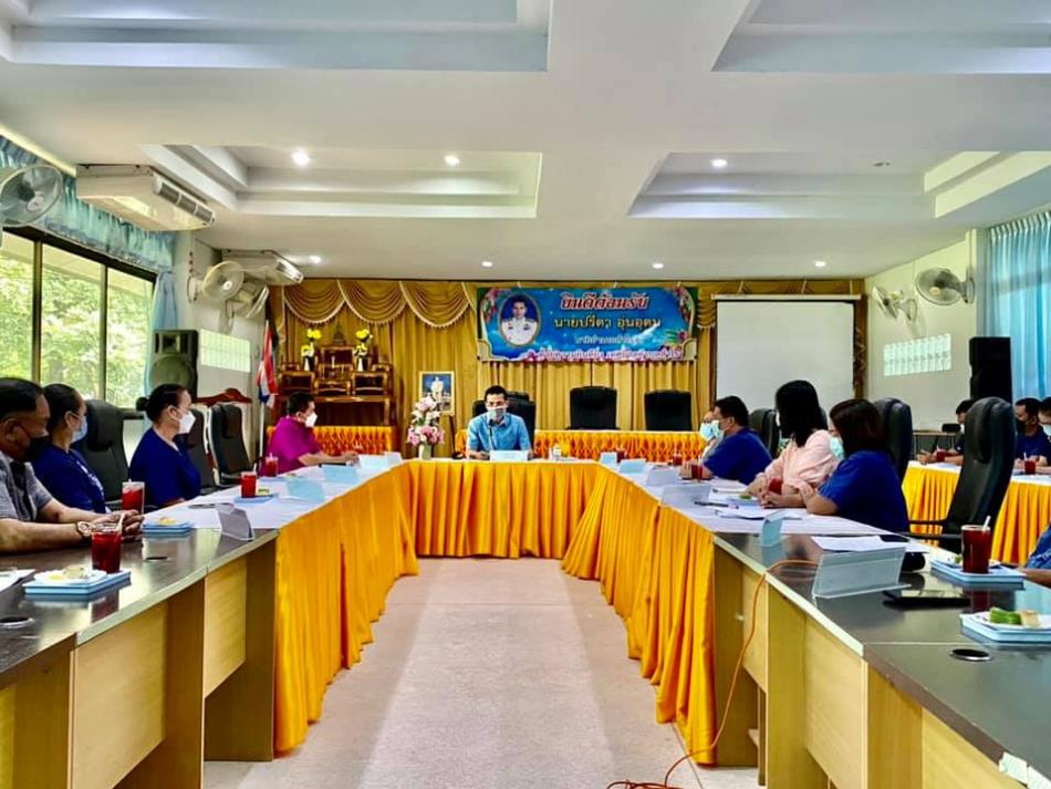 มาตรวจเยี่ยม นิเทศ ติดตาม และให้นโยบายในการปฏิบัติราชการของเทศบาลตำบลสำโรง (10 ภาพ)