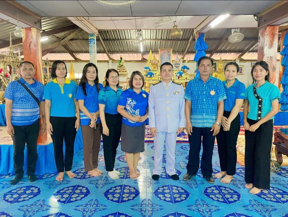 พิธี ลงนามถวายพระพรและเจริญพระพุทธมนต์ เจริญจิตตภาวนา เนื่องในวันคล้ายวันประสูติพระเจ้าลูกยาเธอ เจ้าฟ้าทีปังกรรัศมีโชติ มหาวชิโรตตมางกูร สิริวิบูลย์ราชกูมาร  ณ วัดบ้านหว้าน ตำบลสำโรง อำเภอสำโรง จังหวัดอุบลราชธานี         โดยมี นายสมศรี สิมาวัน นายกเทศมนตรีตำบลสำโรง พร้อมด้วยคณะผู้บริหาร ทีมสำนักปลัดเทศบาล เข้าร่วมพิธี         ทั้งนี้มี หัวหน้าส่วนราชการ หัวหน้าหน่วยงานรัฐวิสาหกิจ ผู้อำนวยการสถานศึกษา นายกองค์กรปกครองส่วนท้องถิ่น กำนัน ผู้ใหญ่บ้านและประชาชนเข้าร่วมพิธี